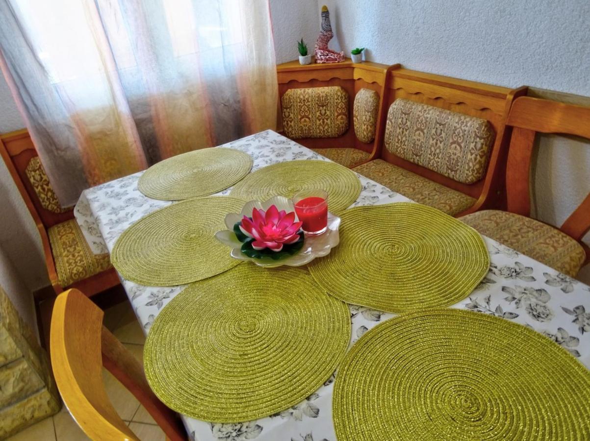 Apartment Daca Вир Екстериор снимка