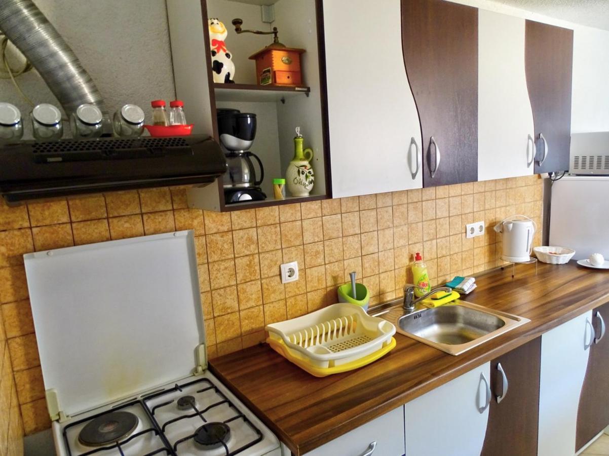 Apartment Daca Вир Екстериор снимка